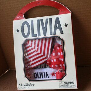 Olivia Madame Alexander The Pig Beach Fashion Accessory Doll Cloths